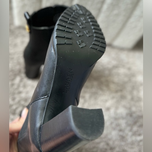 Ralph Lauren, size 7,5 black shoes - Picture 3 of 6